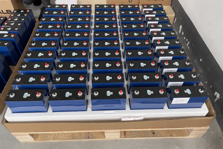 Lifepoe4 320A diy battery